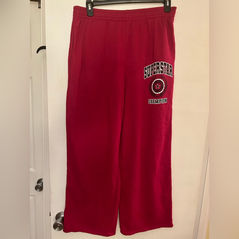 A 1 piece sweat pants